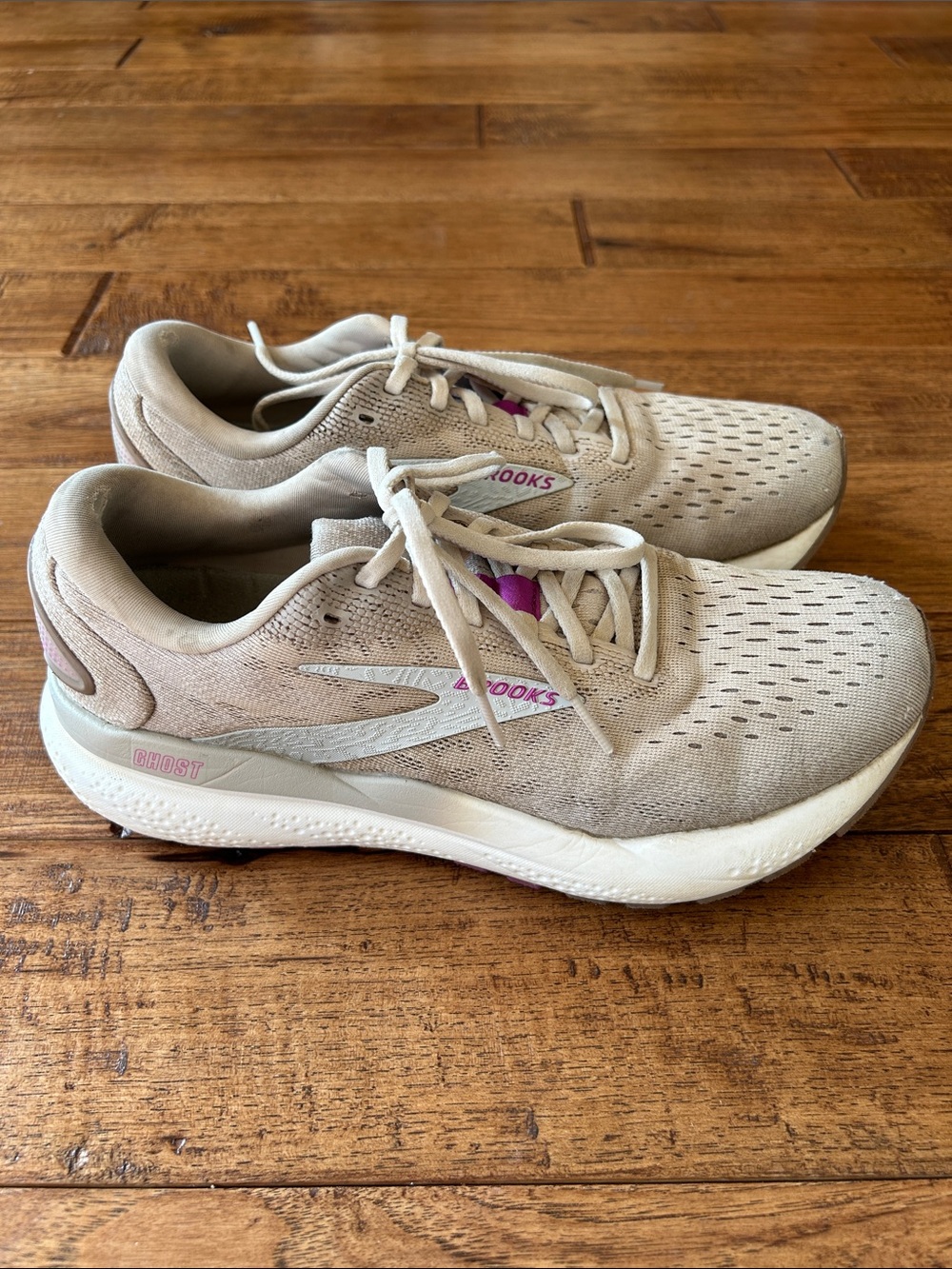 Brooks Ghost 16 Cushioned Road Running Shoes Womens Size 9